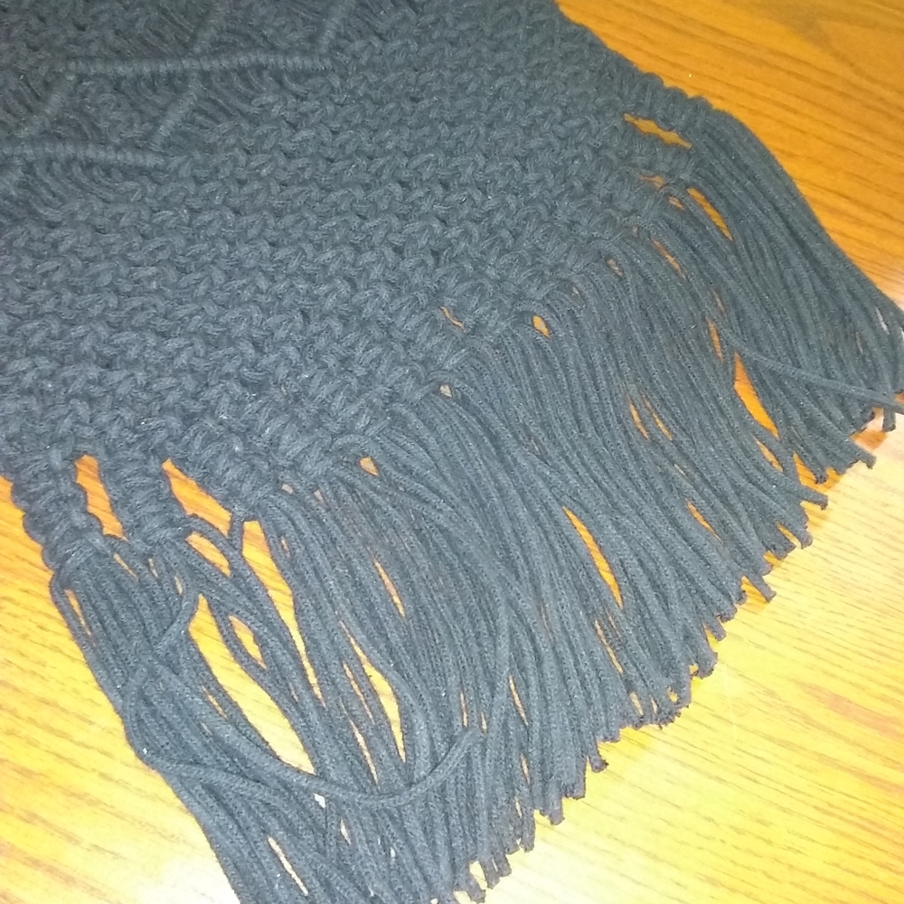 Danielle Nicole Macrame Bag, Nwt - image 2